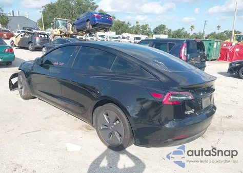 2021 Tesla Model 3 Standard Range Plus Rear-Wheel Drive from USA, damaged, VIN 5YJ3E1EAXMF088276